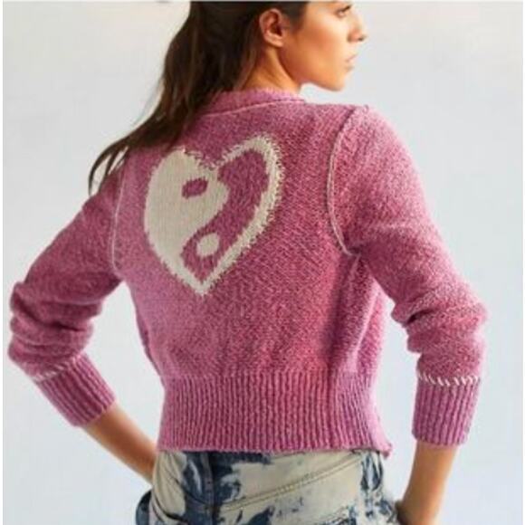 Pilcro Heart Icon pink cardigan button up sweater. Like New - Picture 1 of 3